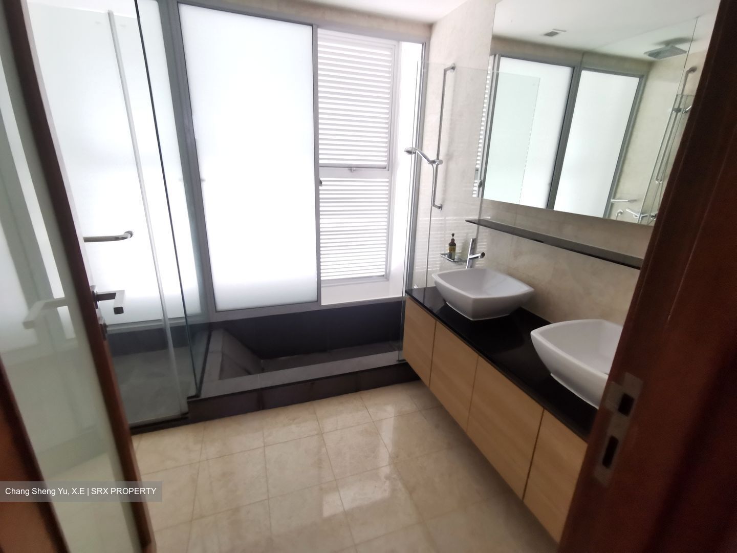 Springleaf Avenue (D26), Terrace #366520871